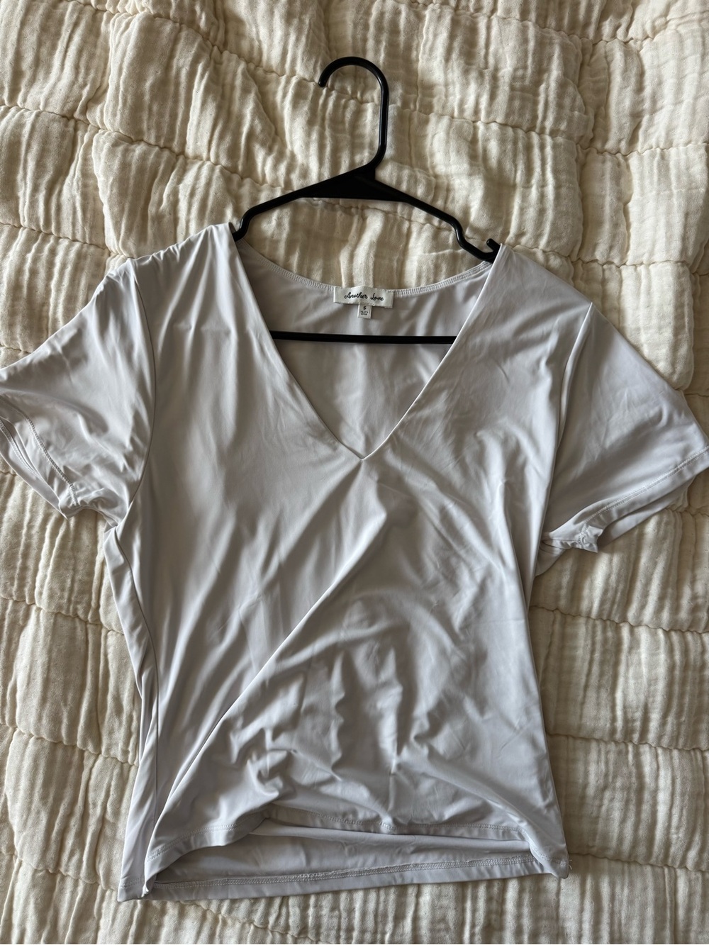 Another Love Light Gray V-Neck Short Sleeve Tee